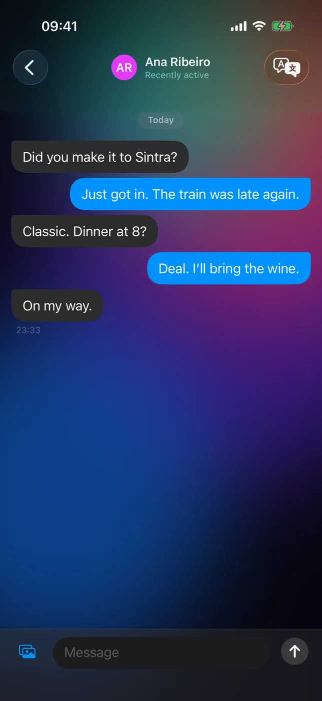 A hoppin conversation with Ana Ribeiro: her messages on the left, yours in blue on the right.