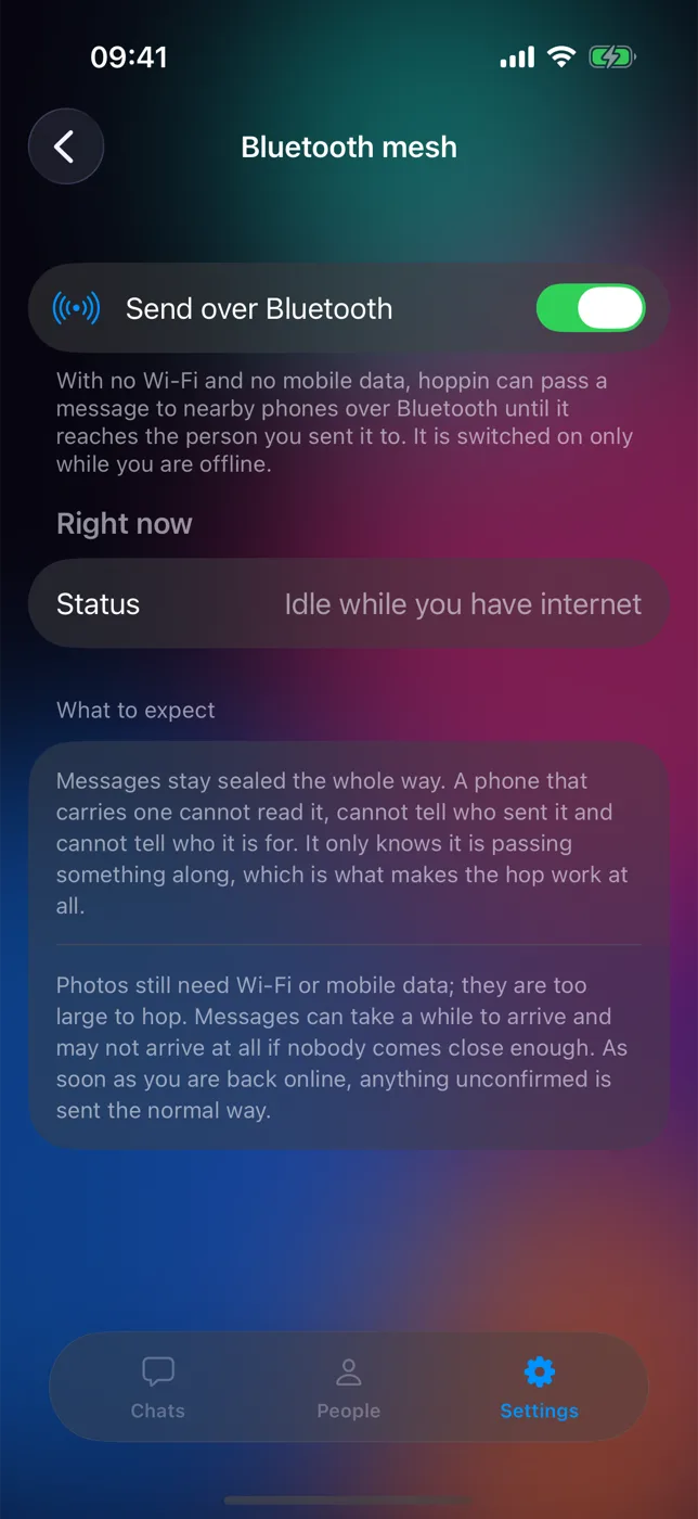 hoppin’s Bluetooth mesh screen, with Send over Bluetooth switched on and what to expect when you’re offline.